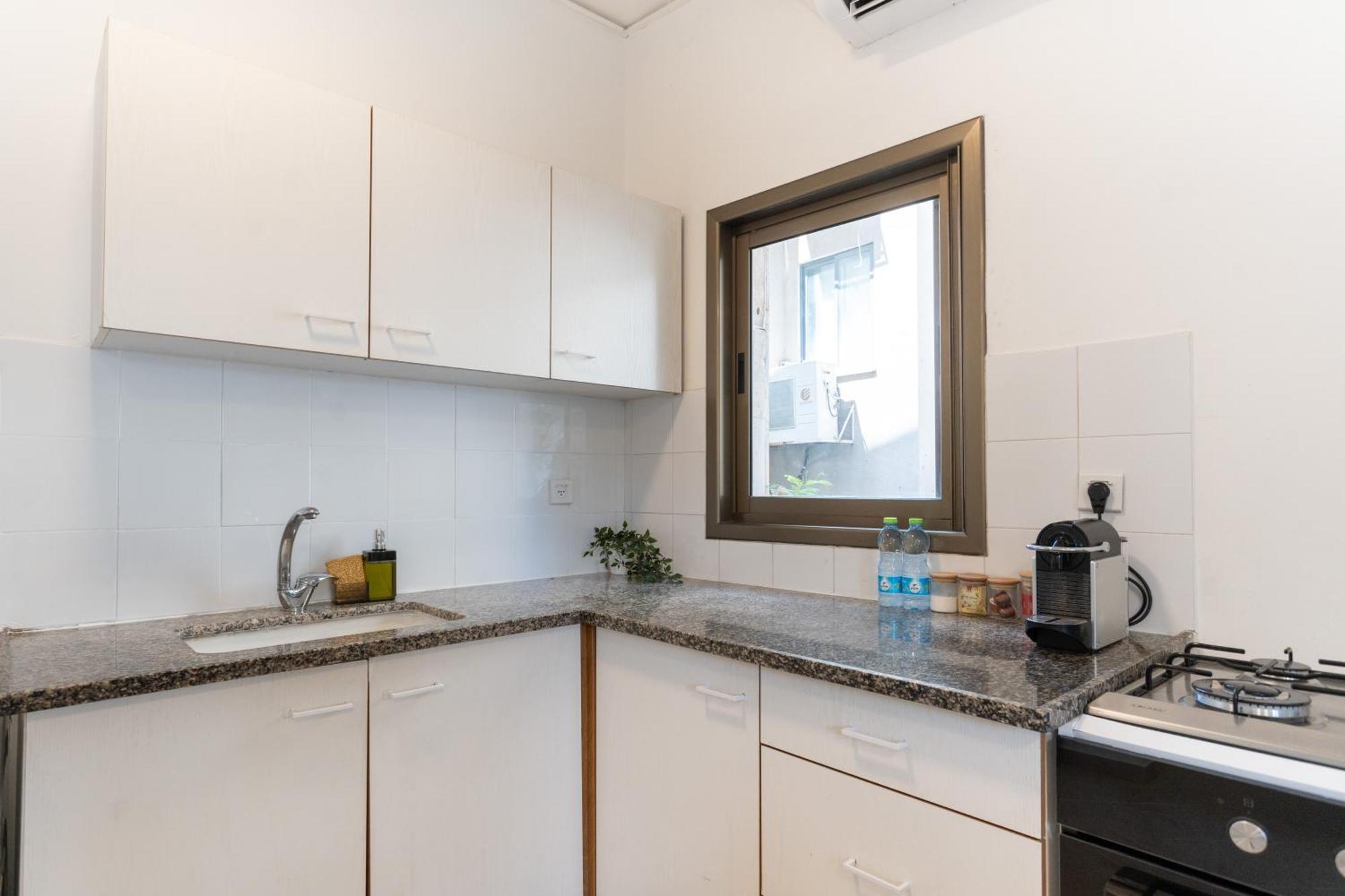 Eliezer Ben Yehuda Residence With Shelter Тель-Авив Экстерьер фото