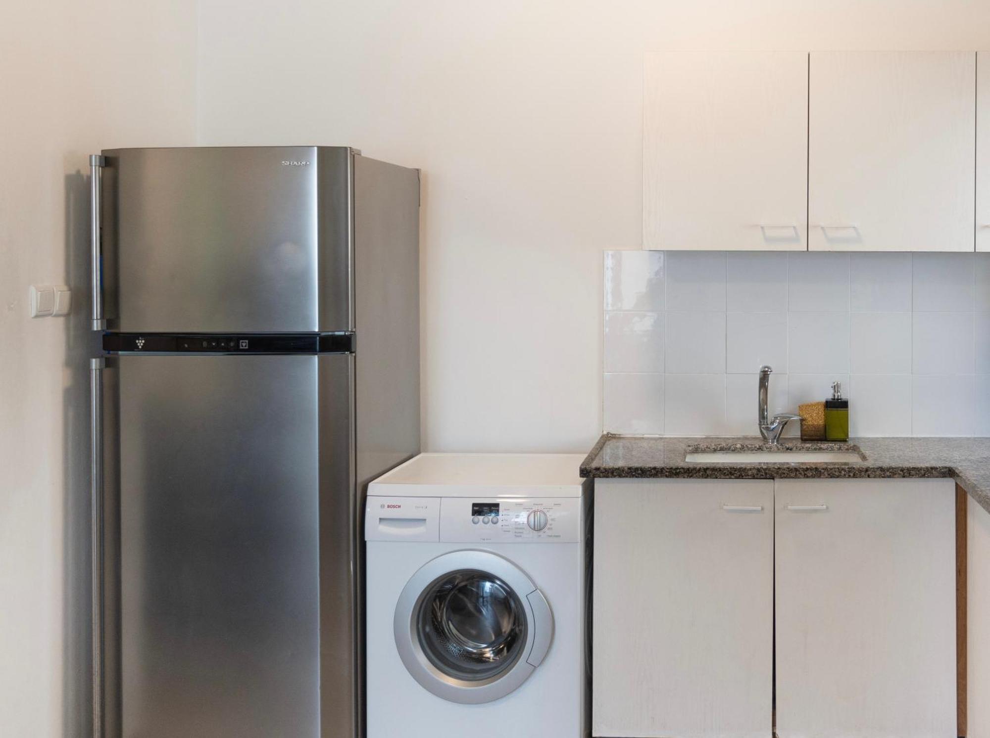 Eliezer Ben Yehuda Residence With Shelter Тель-Авив Экстерьер фото