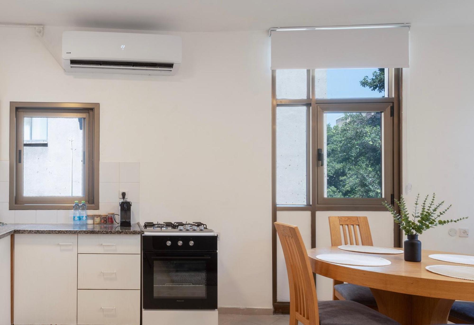 Eliezer Ben Yehuda Residence With Shelter Тель-Авив Экстерьер фото