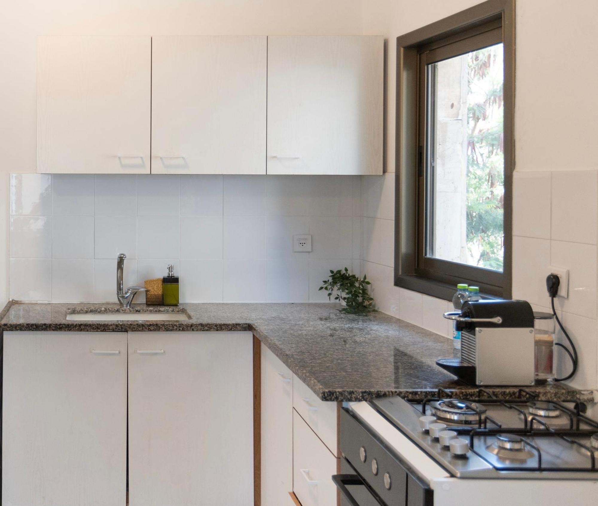Eliezer Ben Yehuda Residence With Shelter Тель-Авив Экстерьер фото