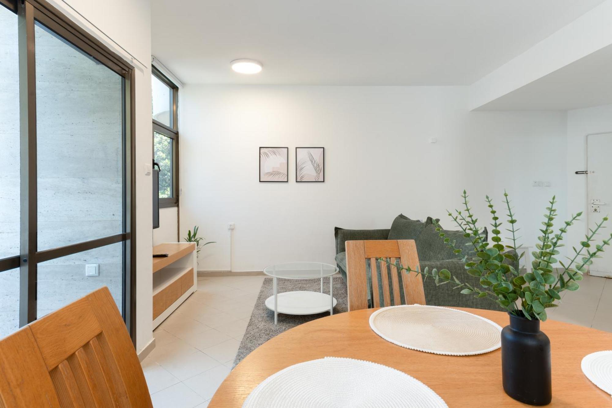 Eliezer Ben Yehuda Residence With Shelter Тель-Авив Экстерьер фото